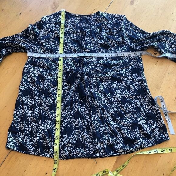 Caslon Split Neck Print Blouse Sz MP & Medium - Picture 7 of 13